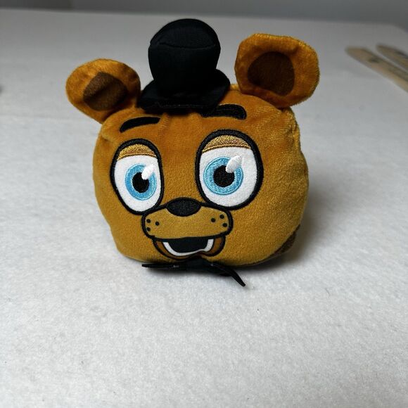 FUNKO PLUSH: Five Nights at Freddy's Reversible Heads - Freddy 4" - Picture 1 of 6